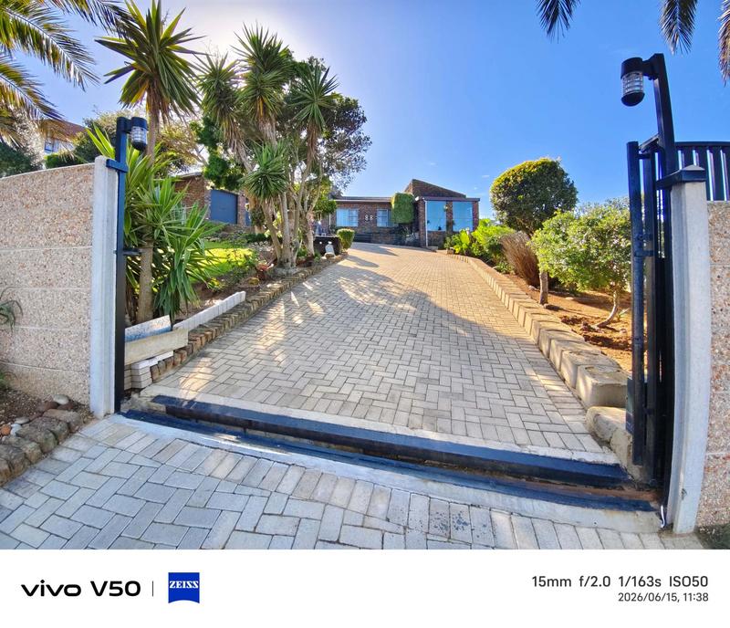 4 Bedroom Property for Sale in Dana Bay Western Cape